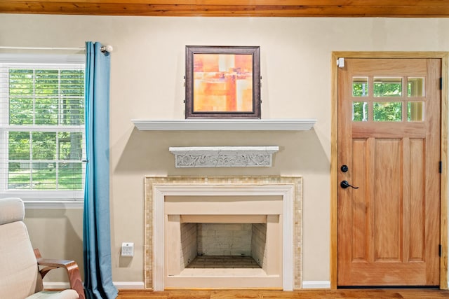 7510 Hewitt Ln, Chattanooga, TN 37421 - detailed view of baseboards