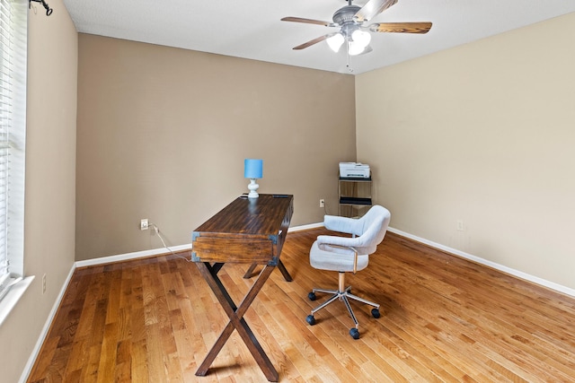7510 Hewitt Ln, Chattanooga, TN 37421 - office space with light wood-style flooring and ceiling fan