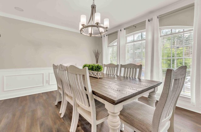 1732 Brookwood Dr NE, Cleveland, TN 37323 - dining space with an inviting chandelier, wood finished floors, a wainscoted wall, and crown molding