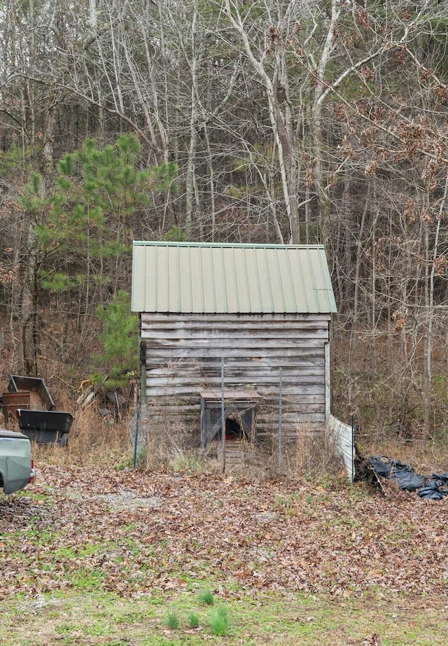 view of outbuilding