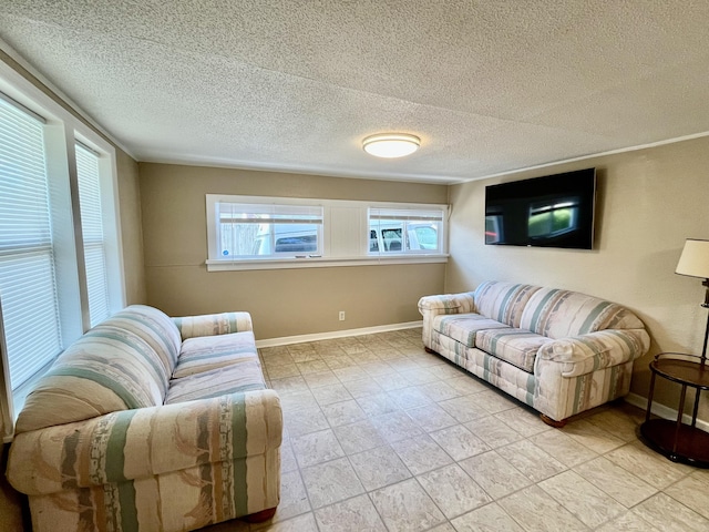 201 S Facy St, Rockwood, TN 37854 - living area with baseboards and a textured ceiling
