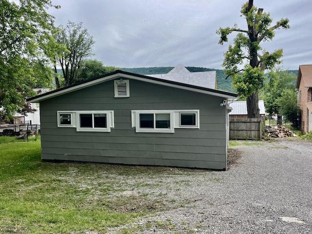 201 S Facy St, Rockwood, TN 37854 - view of side of property