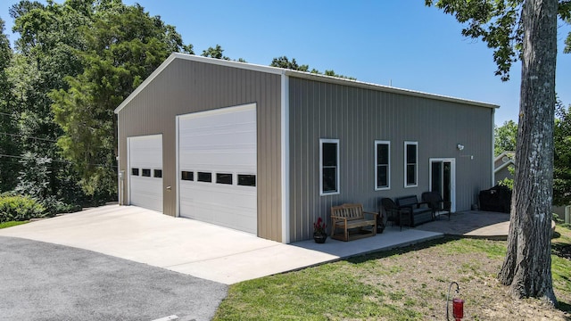 4809 Wind Bluff Cir, Birchwood, TN 37308 - view of detached garage