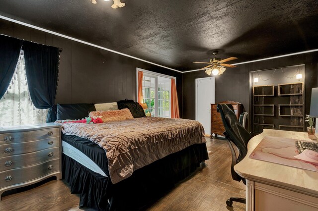 141 Church St, Calhoun, TN 37309 - bedroom featuring wood finished floors and ceiling fan