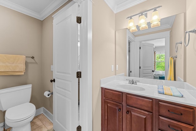 925 Wildcat Run Dr, Loudon, TN 37774 - bathroom with toilet, vanity, crown molding, tile patterned floors, and baseboards