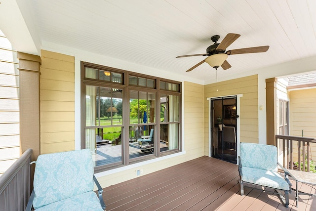 925 Wildcat Run Dr, Loudon, TN 37774 - porch with a ceiling fan