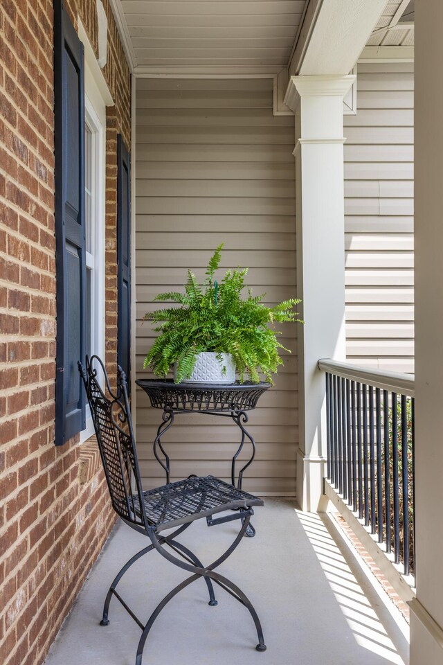 1726 Derby Ln NW, Cleveland, TN 37312 - view of porch