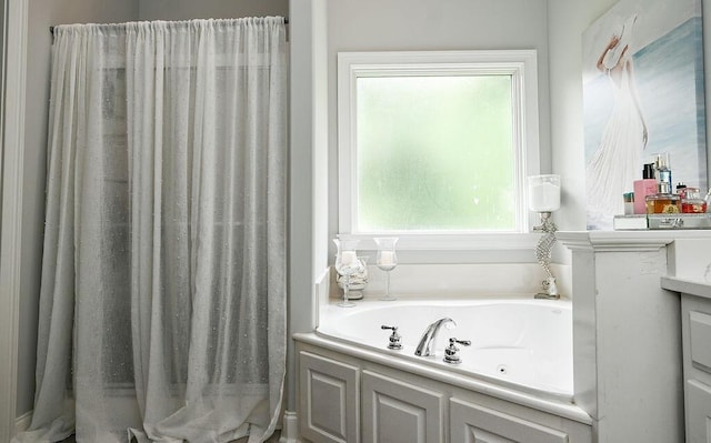 1967 Weston Hills Dr NW, Cleveland, TN 37312 - full bathroom featuring a jetted tub