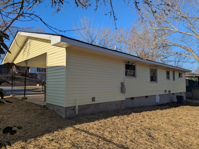 view of home's exterior