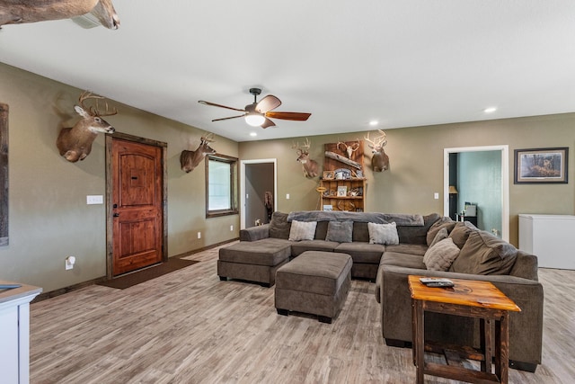 250 Creek Rd, Sweetwater, TN 37874 - living area featuring ceiling fan, light wood-style flooring, recessed lighting, and baseboards