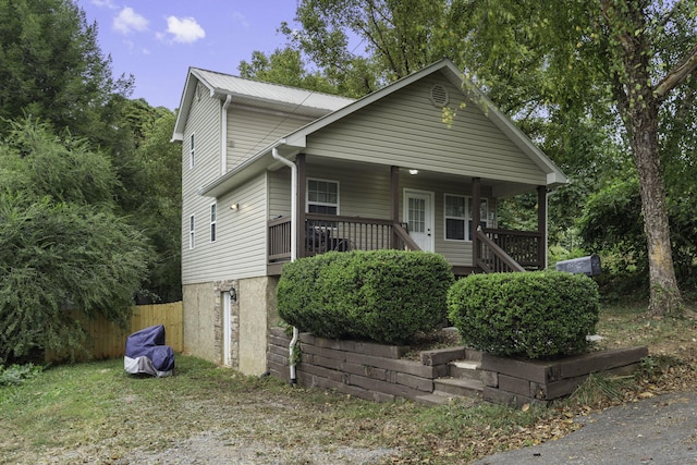 view of front of house featuring covered porch