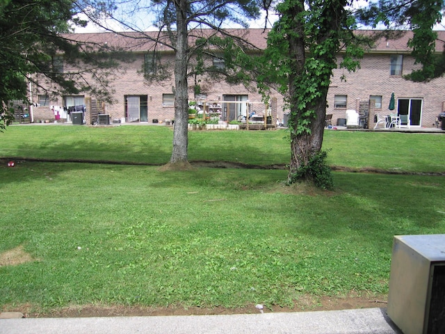 900 Stratford Cir NW, Cleveland, TN 37312 - view of yard