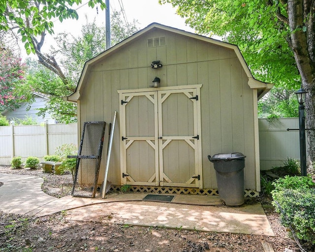 view of outdoor structure