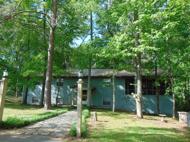 668 Mount Zion Rd NW, Georgetown, TN 37336 - view of front of property with a front yard