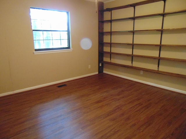 668 Mount Zion Rd NW, Georgetown, TN 37336 - unfurnished room with dark wood finished floors