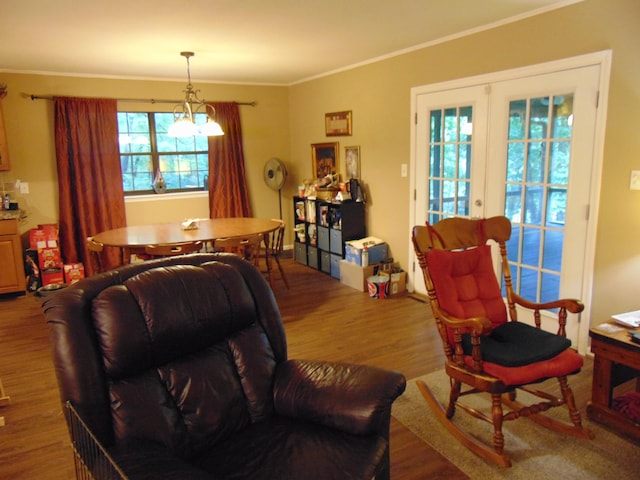 668 Mount Zion Rd NW, Georgetown, TN 37336 - living area featuring wood finished floors and crown molding