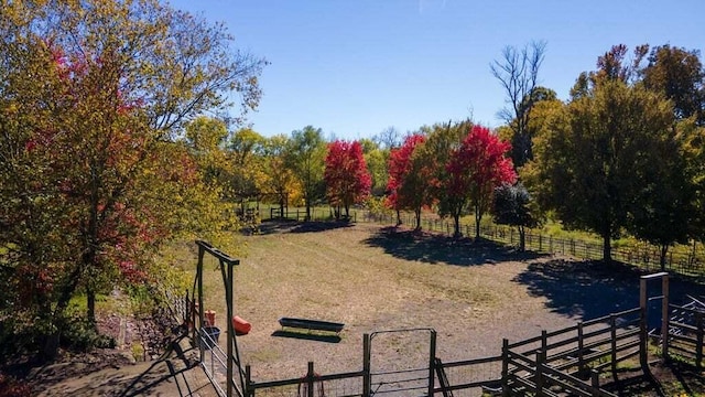 view of yard featuring a rural view