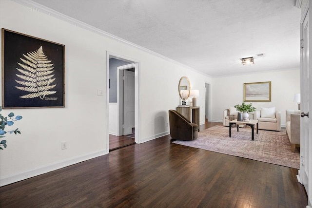 205 W Daytona Dr, Chattanooga, TN 37415 - living room featuring wood finished floors and crown molding