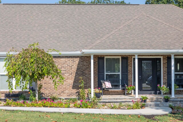 view of front facade featuring a porch