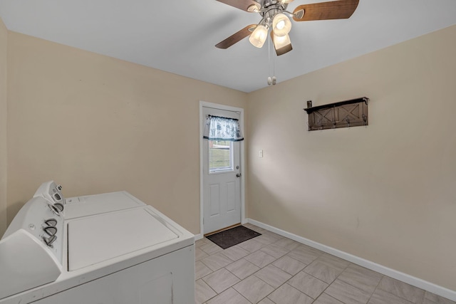 laundry room featuring ceiling fan and washer and dryer