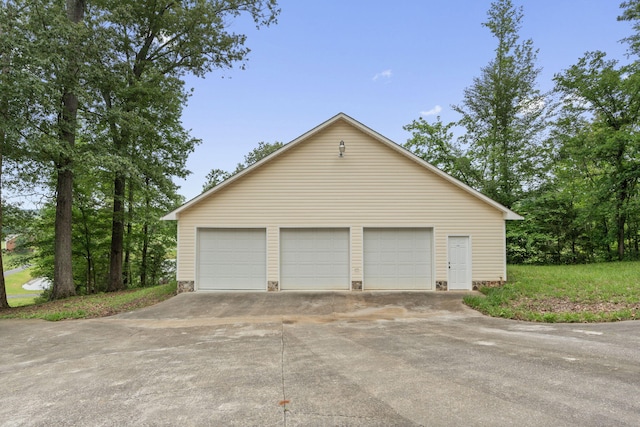 681 Pinhook Rd, Calhoun, TN 37309 - view of detached garage
