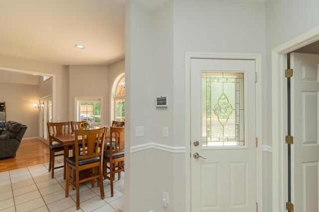 328 Mill Hamlet Rd NW, Charleston, TN 37310 - entrance foyer featuring light tile patterned floors, baseboards, and recessed lighting