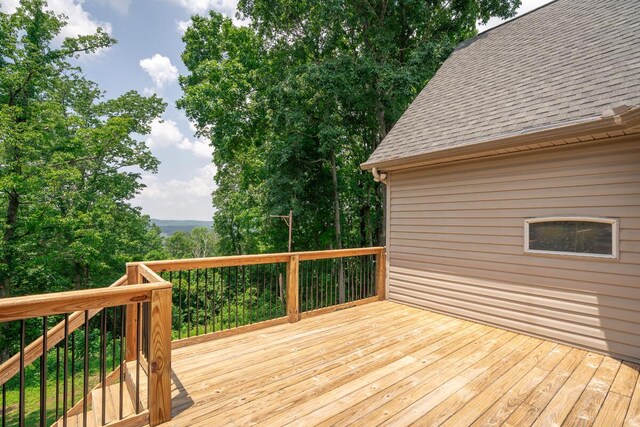 328 Mill Hamlet Rd NW, Charleston, TN 37310 - view of wooden terrace