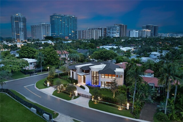 view of aerial view at dusk