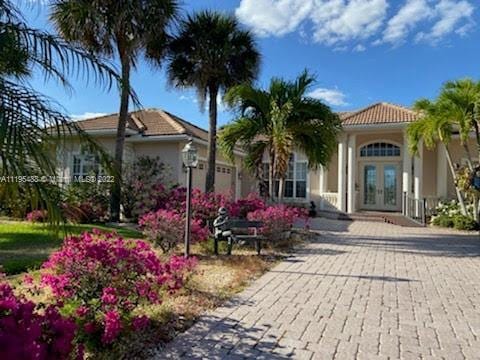 view of front facade with french doors