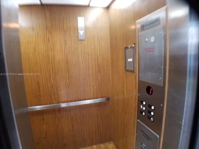 bathroom featuring elevator