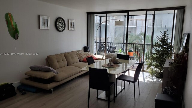 3401 N Country Club Dr Unit 406, Aventura, FL 33180 - living area with wood finished floors
