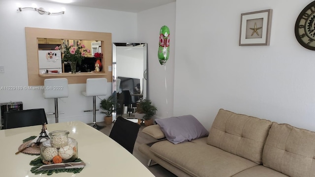 3401 N Country Club Dr Unit 406, Aventura, FL 33180 - view of living area