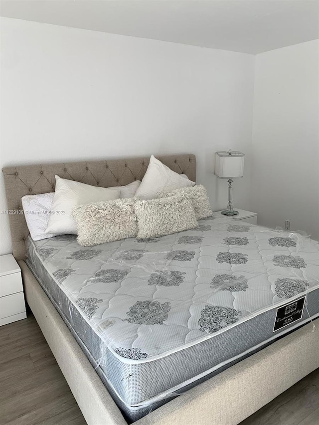 3401 N Country Club Dr Unit 406, Aventura, FL 33180 - bedroom featuring wood finished floors