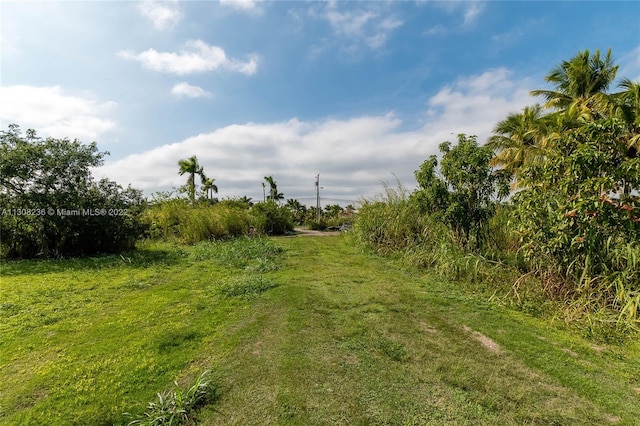 Listing photo 3 for 23801 SW 120th Ave, Homestead FL 33032