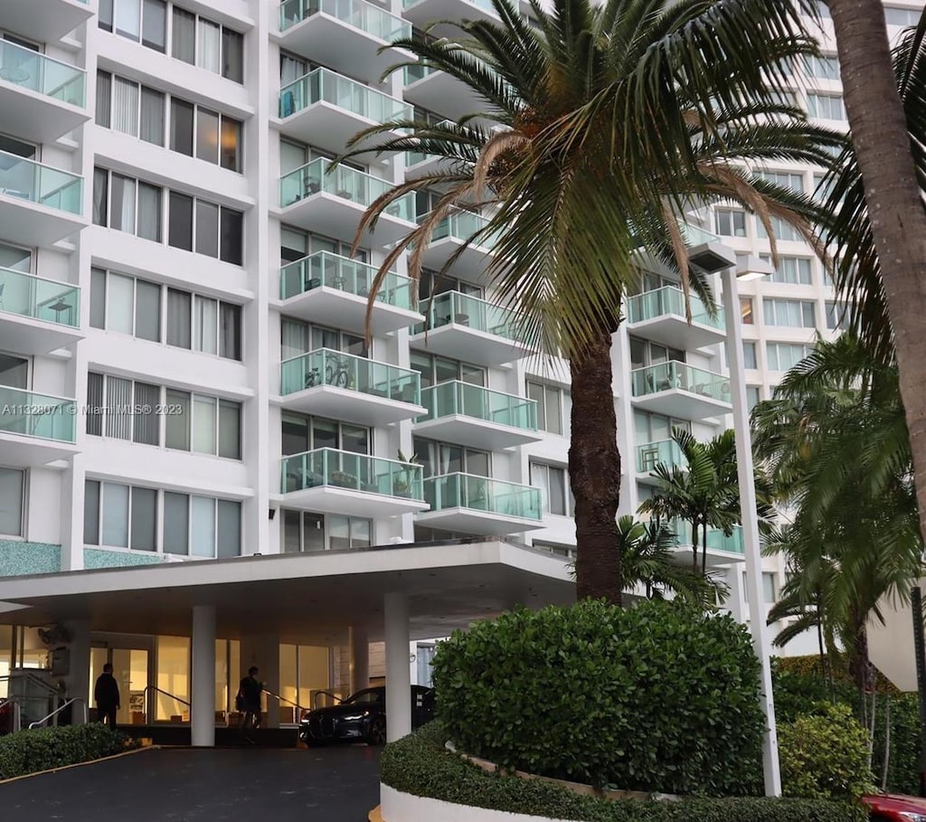 1000 W Ave Unit 1032, Miami Beach, FL 33139 - photo 1