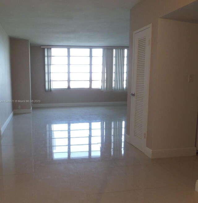1000 W Ave Unit 1032, Miami Beach, FL 33139 - photo 2