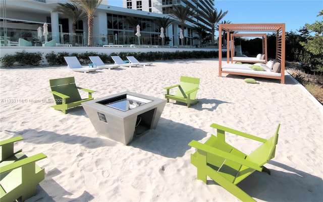 16385 Biscayne Blvd Unit 2016, North Miami Beach, FL 33160 - view of home's community featuring an outdoor fire pit