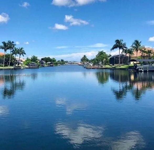 905 NW 9th Pl, Cape Coral FL, 33993 land for sale