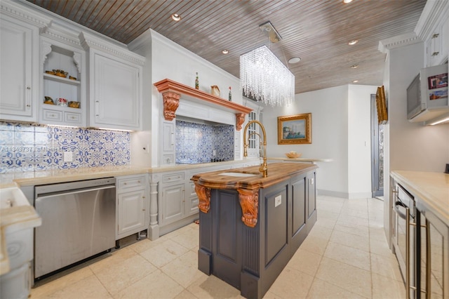 kitchen featuring an island with sink, wood ceiling, dishwasher, tasteful backsplash, and white cabinetry