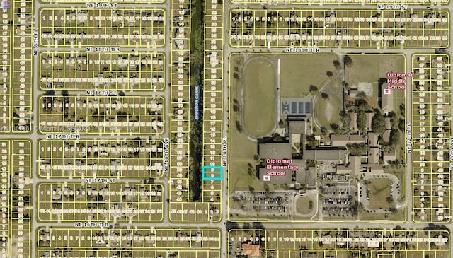1702 NE 10th Pl, Cape Coral, FL 33909 - photo 5