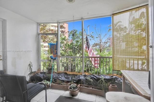 view of sunroom / solarium