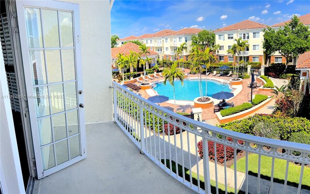 Listing photo 2 for 9901 Baywinds Dr Unit 3304, West Palm Beach FL 33411