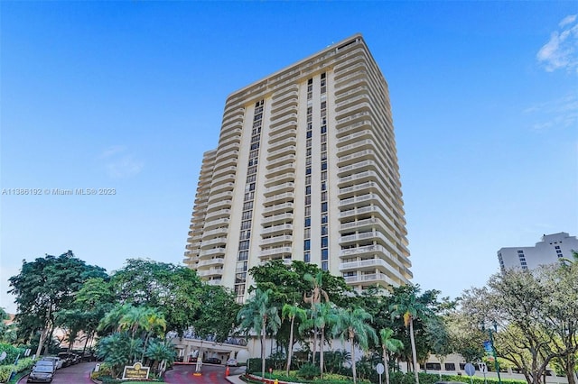 19355 Turnberry Way Unit 3D, Aventura, FL 33180 - photo 52