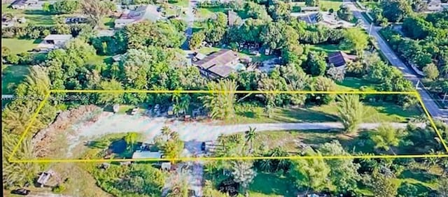 Listing photo 3 for 6453 SW 185th Way, Southwest Ranches FL 33332