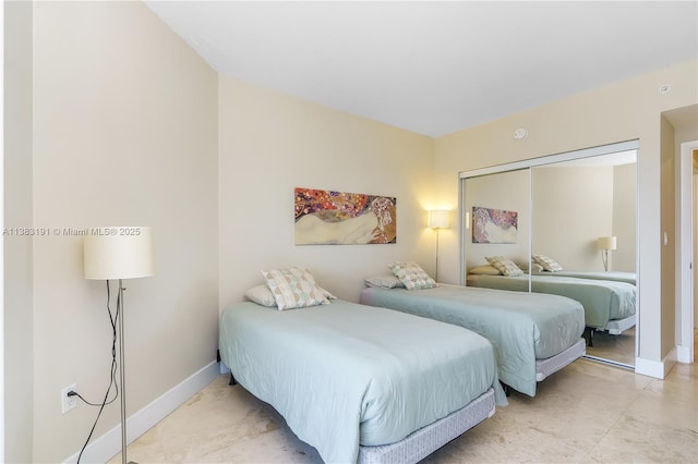 bedroom featuring a closet