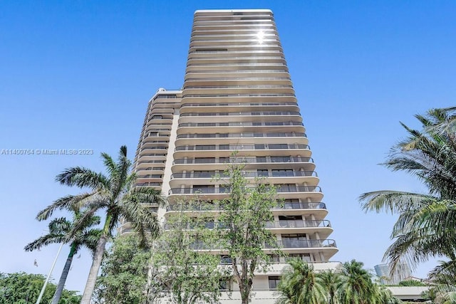 19667 Turnberry Way Unit 26B, Aventura, FL 33180 - photo 51