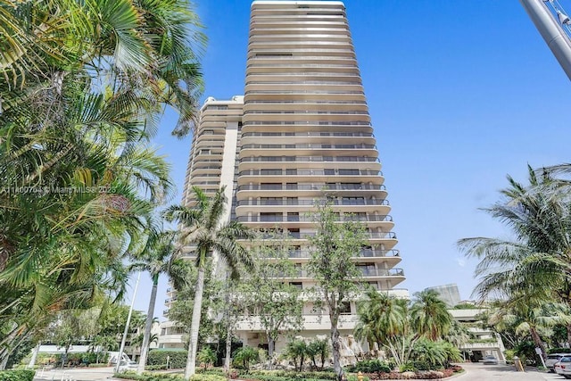 19667 Turnberry Way Unit 26B, Aventura, FL 33180 - photo 52