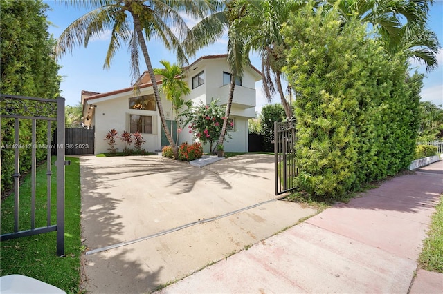 view of front of house featuring a garage