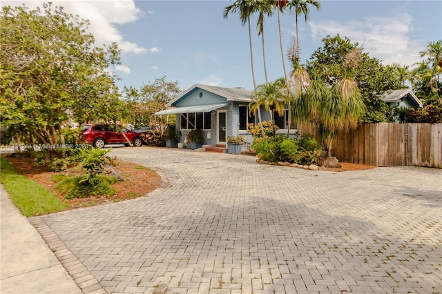 2533 Fillmore St, Hollywood, FL 33020 - view of front of house