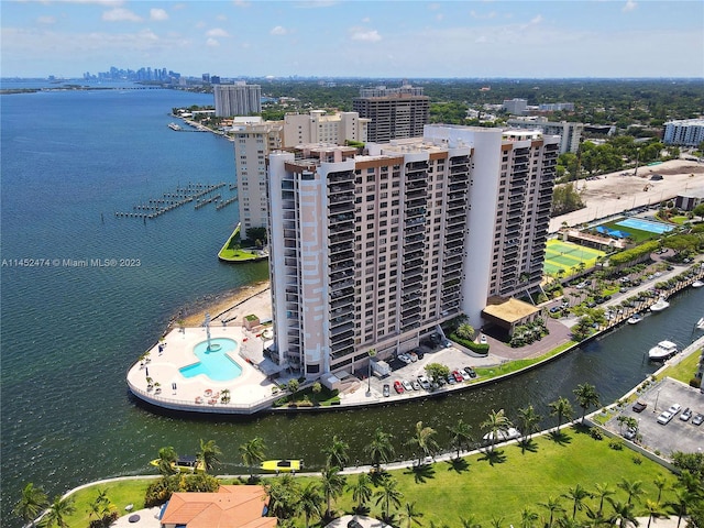 bird's eye view featuring a water view